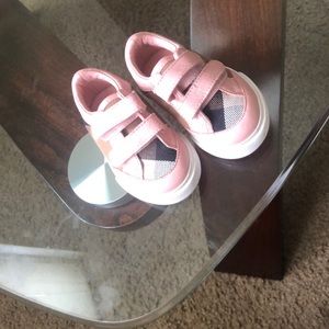 Burberry shoes